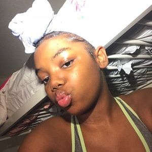 Meet your Posher, Indiah